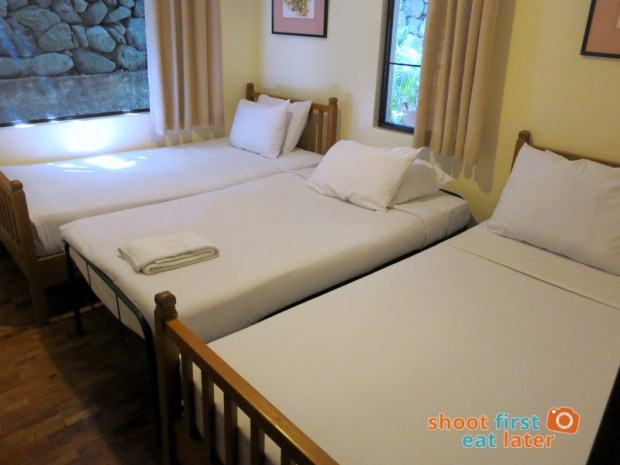 Baguio Country Club 3 Bedroom Cottage-009