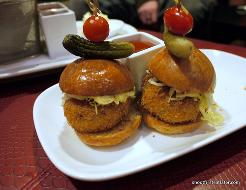 dungeness crab cake slider