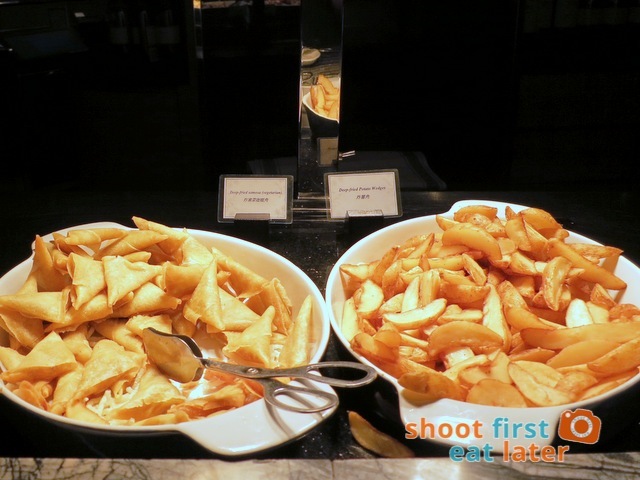 Plaza Premium Lounge Hong Kong-004