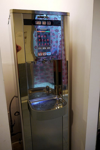 hi tech water dispenser