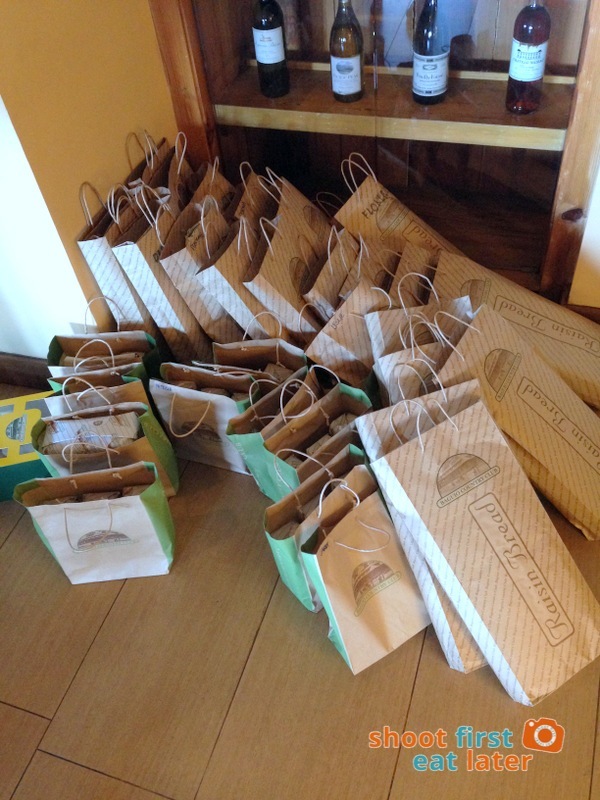 Baguio Country Club raisin bread and banana bread