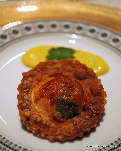 prawn fritter w/ mango mayo