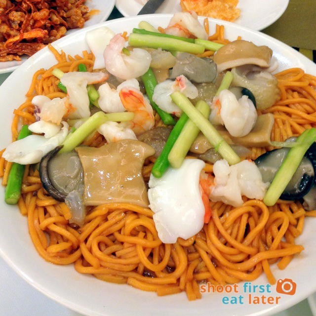 seafood noodles