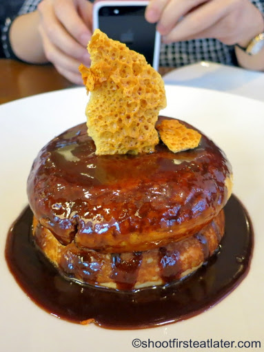 pancakes, honeycomb, coffee cream, butterscotch sauce HK$120