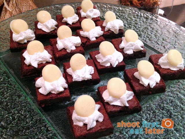 Oakroom Restaurant and Bar- moist chocolate torte