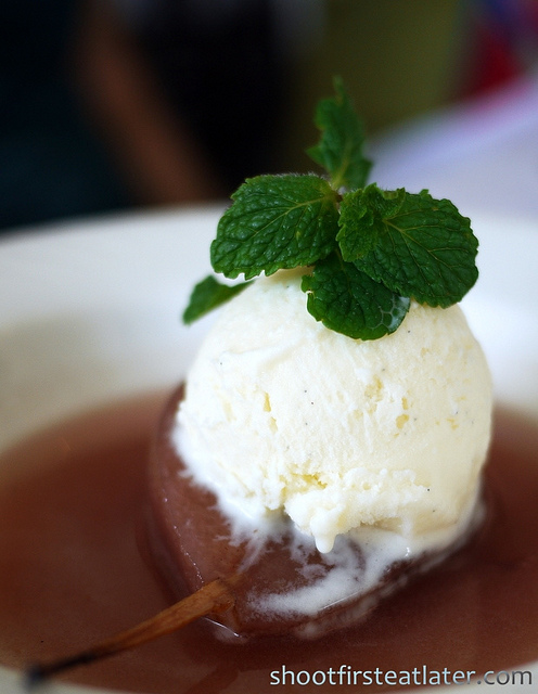 Antonio's Tagaytay -poached pear in port wine