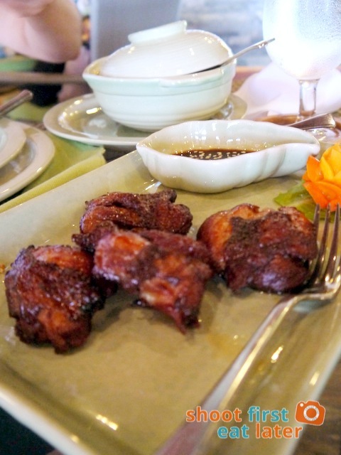 chicken wrapped in pandan leaf 