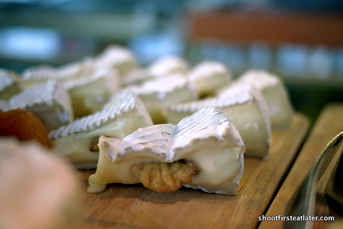 walnut camembert
