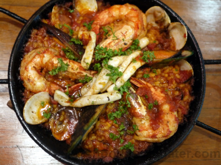 Beso paella (2-004