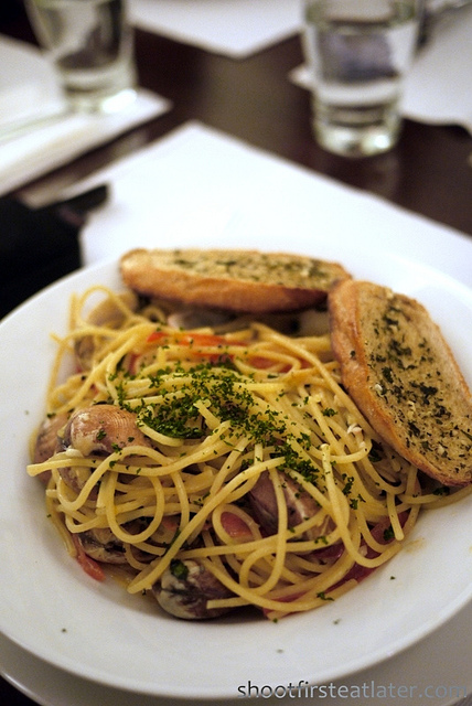 Apartment 1b- spaghetti vongole