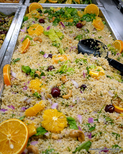 quinoa w/ grapes, oranges & cashews