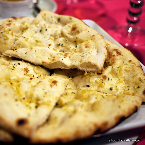 garlic naan