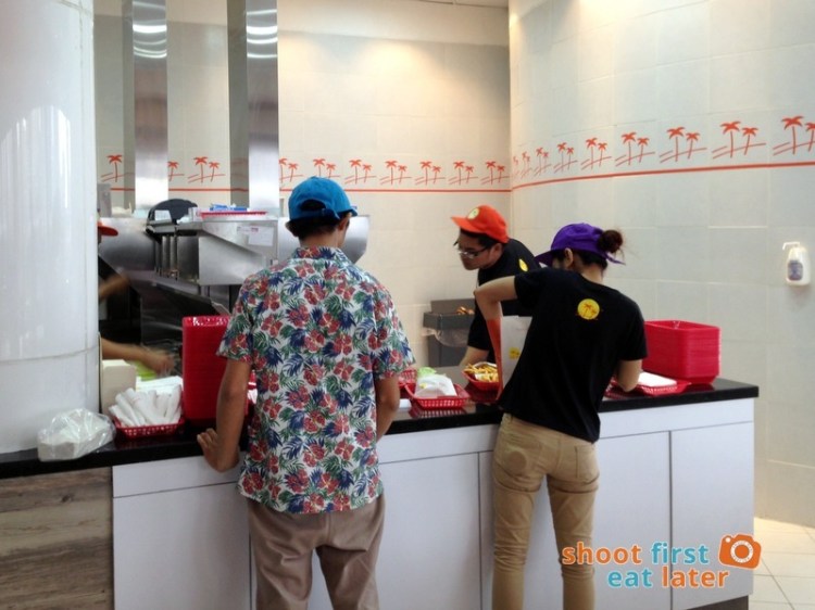 Century City Mall Manila- Caliburger-005