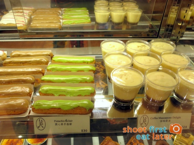 Eric Kayser Hong Kong - eclairs HK$30