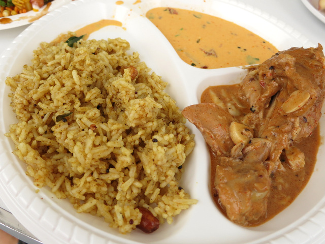 India - garlic chicken with tamarind rice