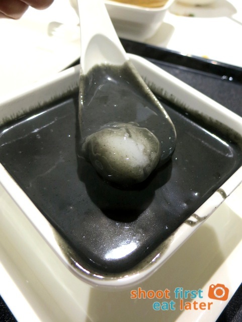 hot sesame paste soup with tang yuan Sands Cotai Central Food Court- hot sesame paste soup with tang yuan