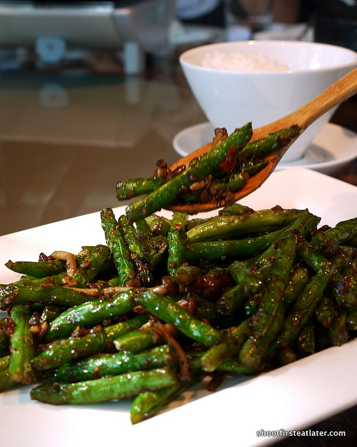 wok-fried spicy string beans & minced pork
