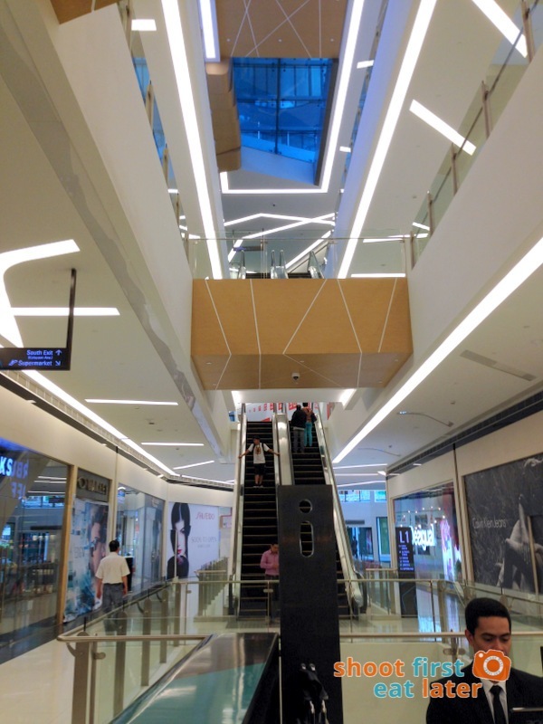 Century City Mall Manila-003
