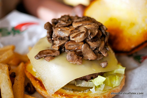 mushroom swiss burger