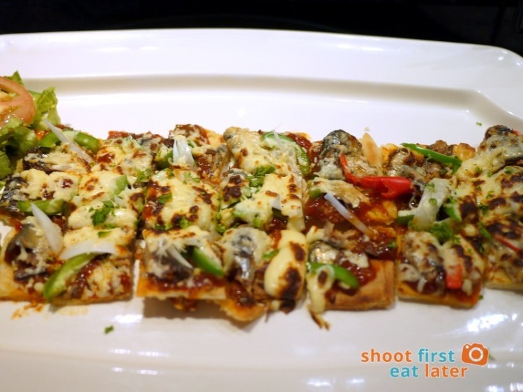 Alba Restaurante Español- Sardine Pizza