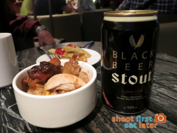 Plaza Premium Lounge Hong Kong-017