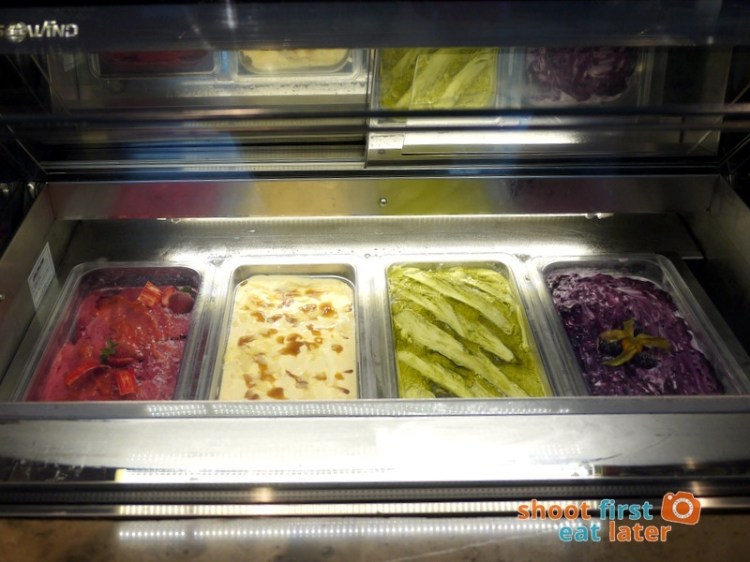 Marco Polo Hotel Ortigas Cucina Restuarant Buffet- strawberry, English toffee, green tea & blueberry ice cream