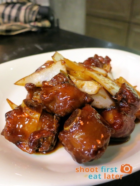 stewed spare rib in black vinegar sauce HK$75
