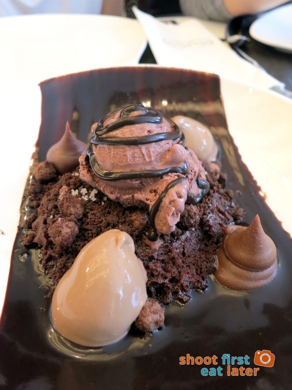 Todd English Food Hall Manila- OMG Chocolate Cake P420-001