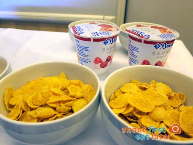 trolley with cereal & yogurt