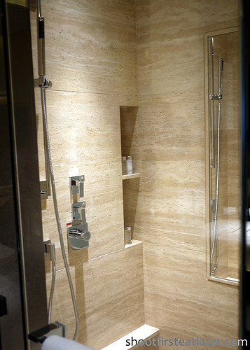 Ritz-Carlton Hong Kong Deluxe Room-6