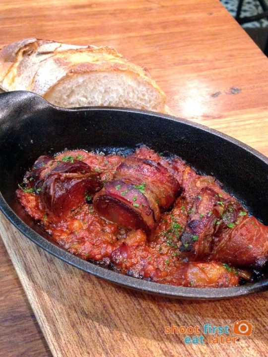 Wildflour Cafe Podium -016 bacon wrapped chorizo, dates in spicy tomato sauce P275