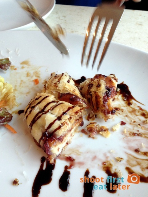 Kettle Restaurant (Shangri-La) - Baked Brie P389-001