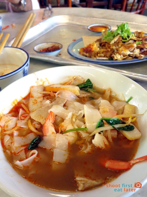 signature prawn noodle (dry) S$5