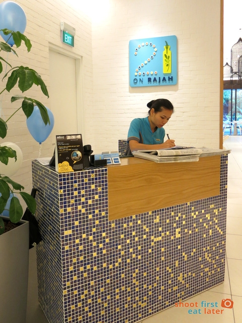 Breakfast at 21 on Rajah, Days Hotel Singapore