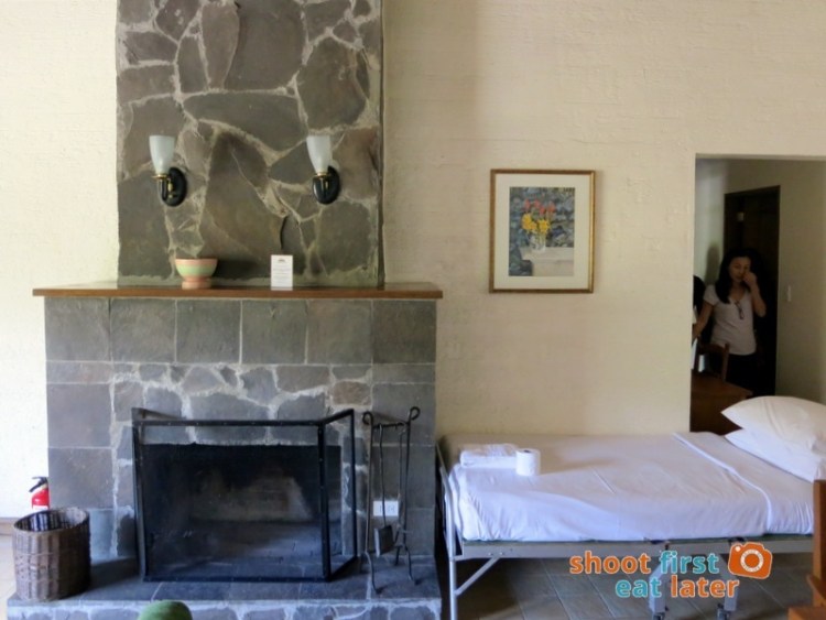 Baguio Country Club 3 Bedroom Cottage-008