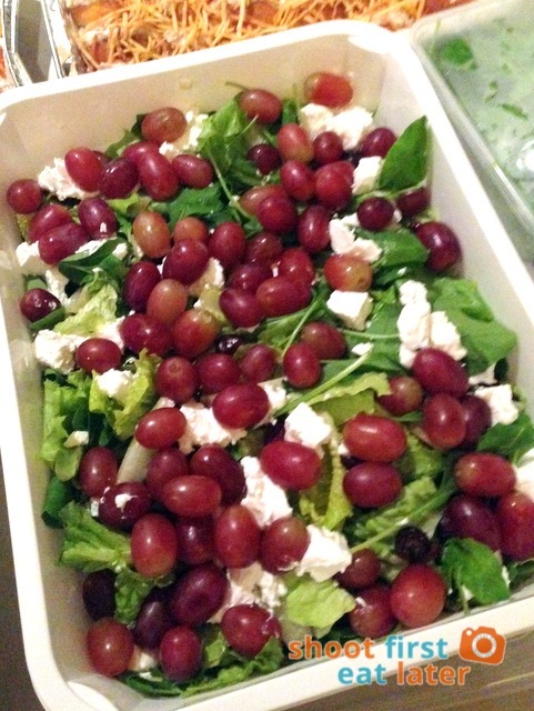 salad with grapes & goat cheese