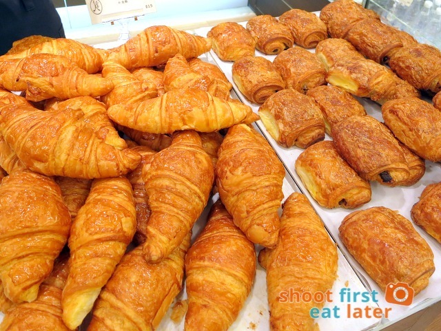 Eric Kayser Hong Kong - croissant HK$15 chocolate croissant HK$16