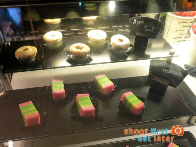 Plaza Premium Lounge Hong Kong-005