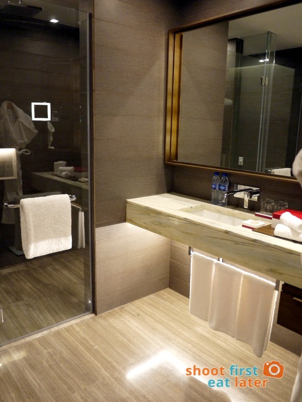 Marco Polo Hotel Ortigas - Superior King Room-005