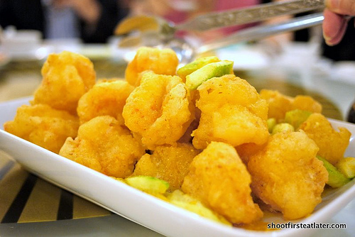 golden prawns w/ salted egg