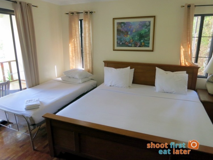 Baguio Country Club 3 Bedroom Cottage-011