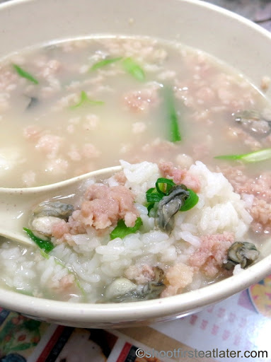 oyster & minced pork rice in fish soup HK$40-002