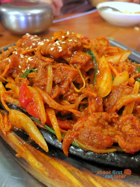 Han Guuk Guan- spicy marinated pork