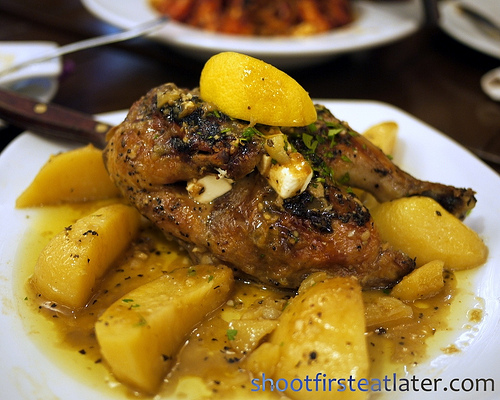 kotopoulo lemonato (Greek chicken adobo)