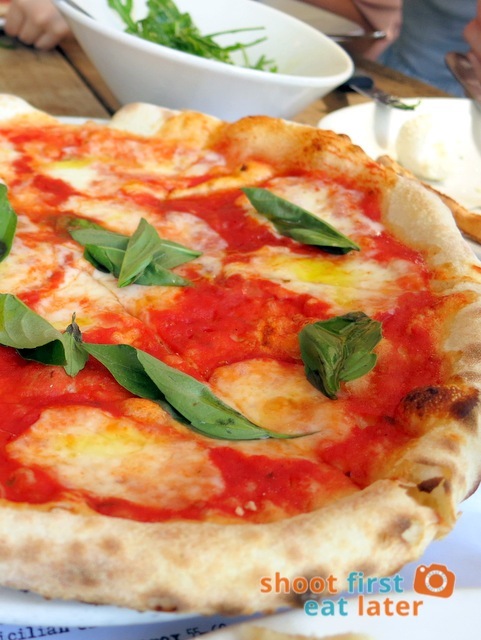 Pizza Margherita A$15.90