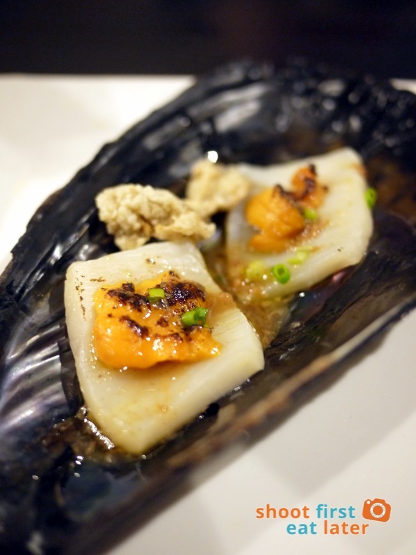 Sensei Sushi Bar - Tairagai Japanese Pen Shell Clam