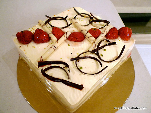 Bizu's strawberry cake