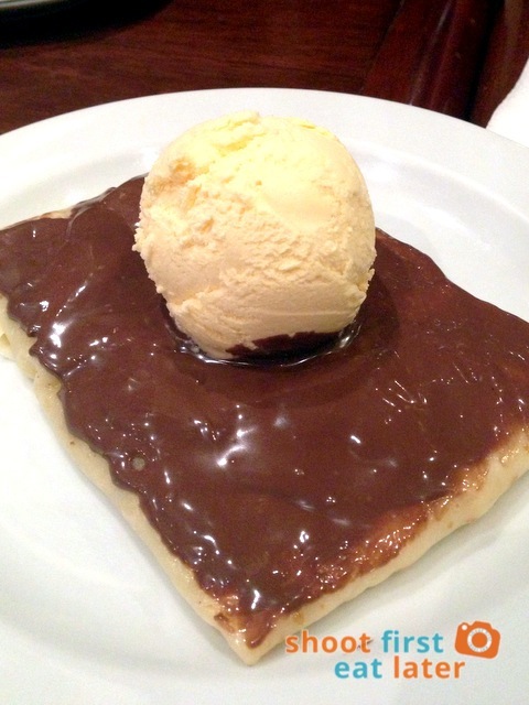 Cafe Breton- French Kiss with orange segments, Grand Marnier and Nutella.