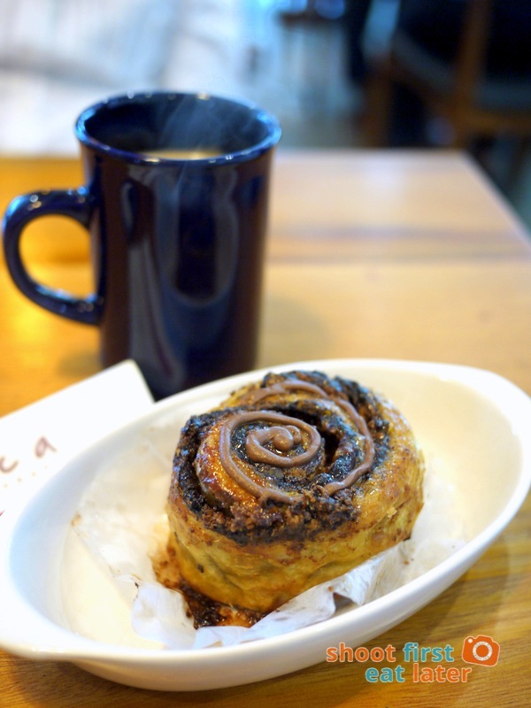 Lucca Bakery (SM Mega Fashion Hall)- Hazelnut Snail and La Mill Americano