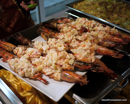 prawn salad in shell